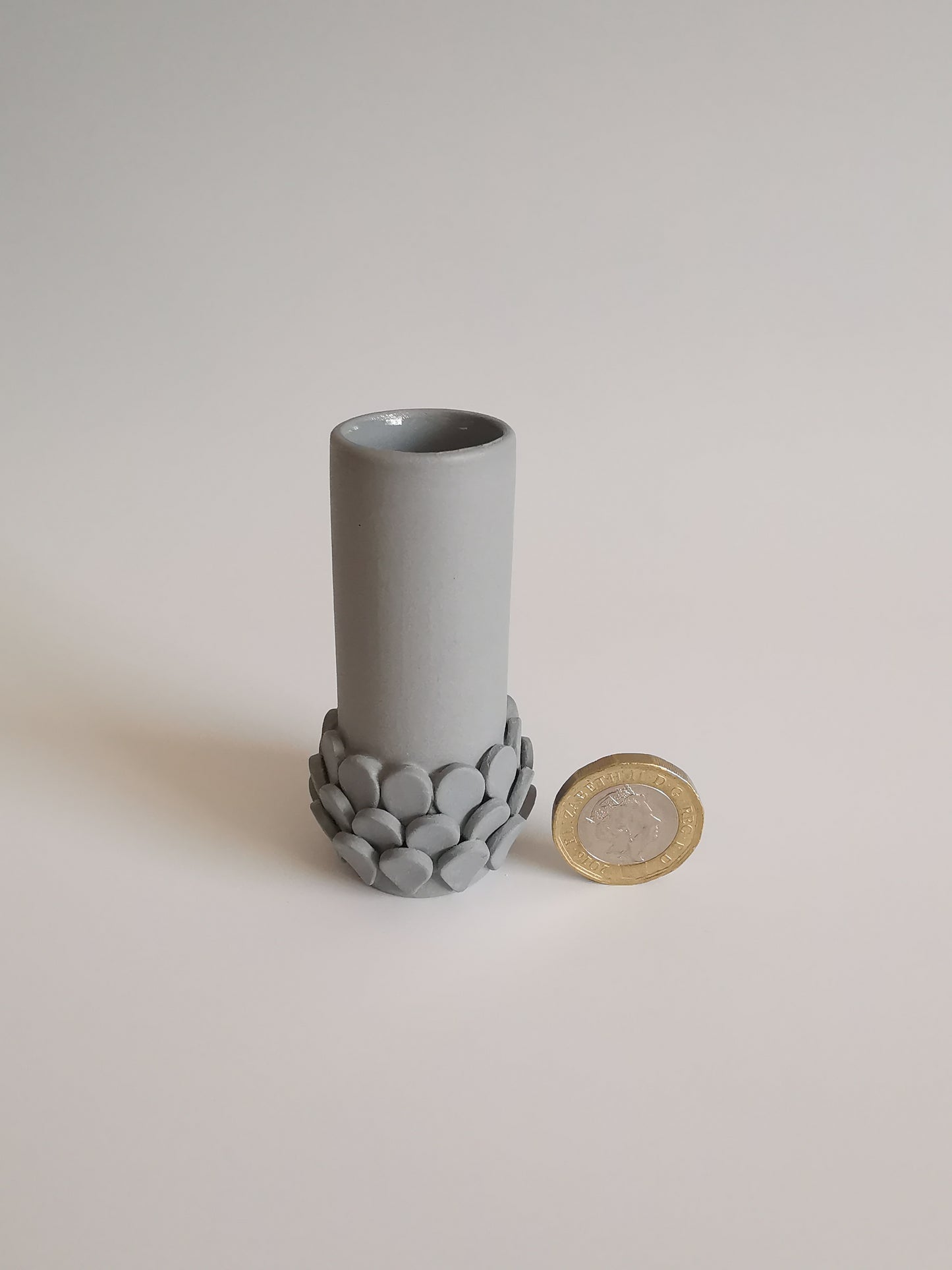Mini Vase with Teardrops